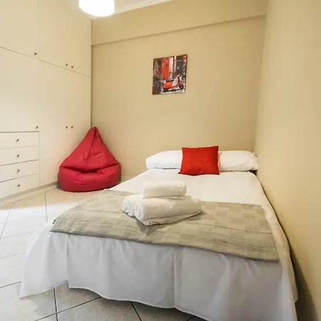 Betty'S Air+Port Sea Apartment Artemida  Exterior photo