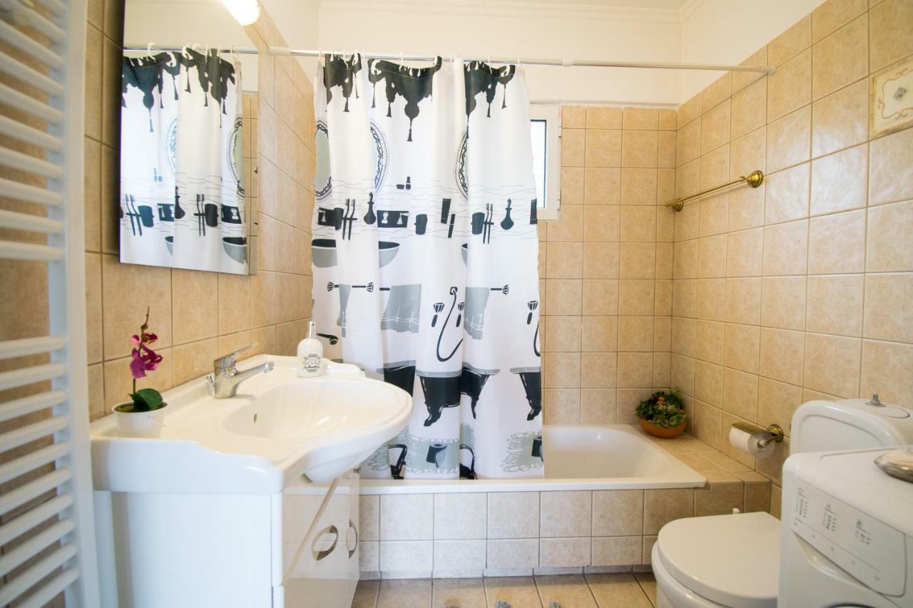 Betty's Air+port Sea Apartment Artemida (Attica)